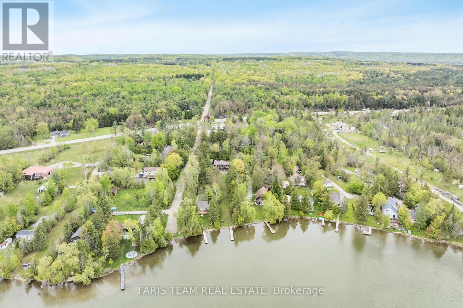 Photo 30 of 2385 Whetham Road, Springwater ON