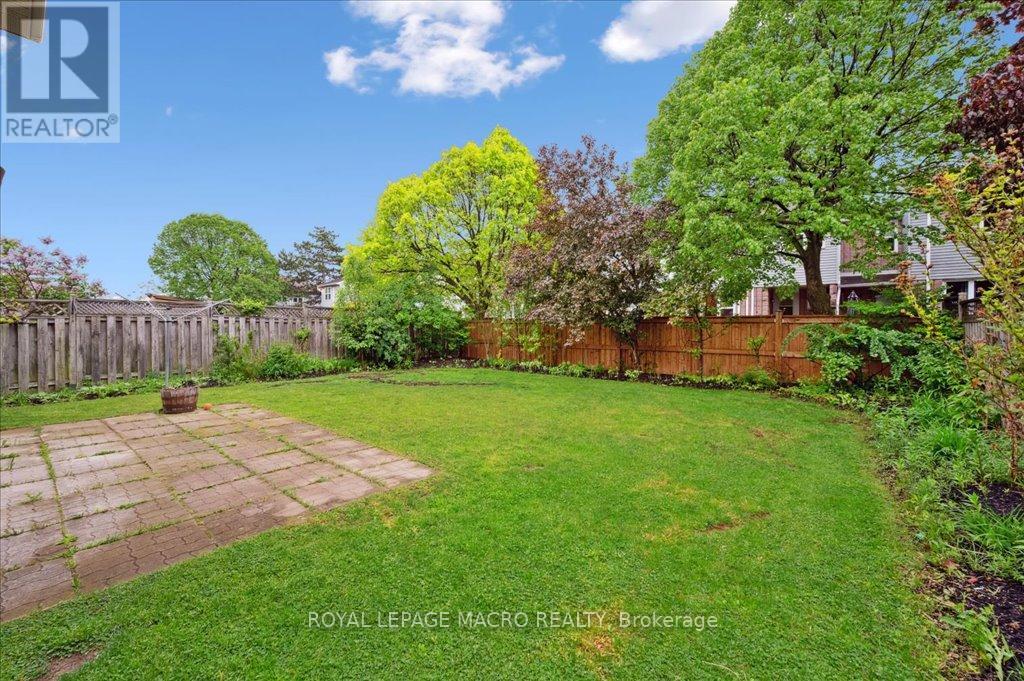 Photo 28 of 211 Rushdale Drive, Hamilton ON