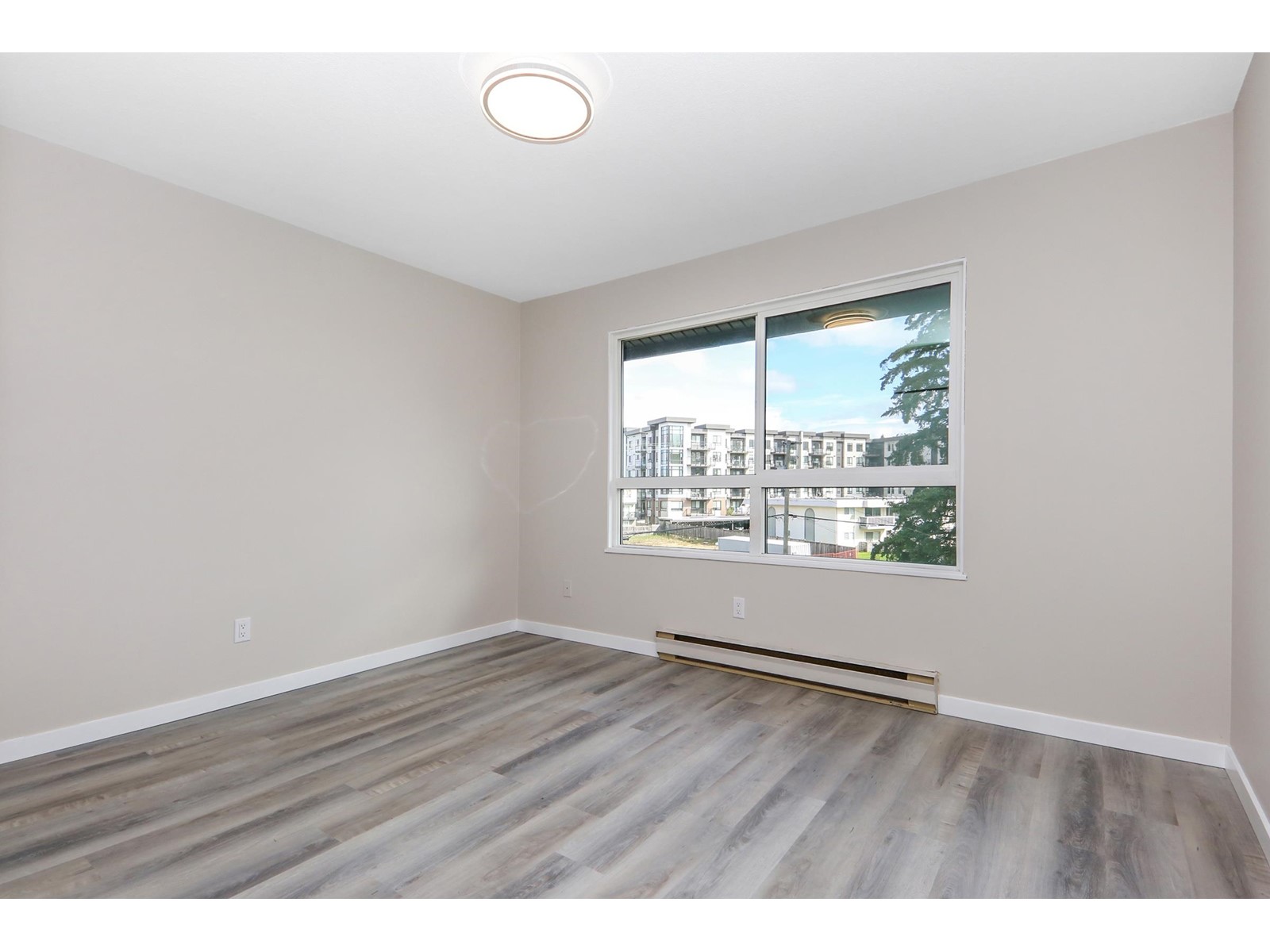 302 32124 TIMS AVENUE, Abbotsford real estate listing R3005261