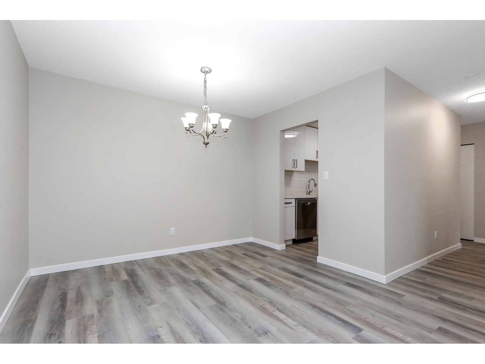 302 32124 TIMS AVENUE, Abbotsford real estate listing R3005261