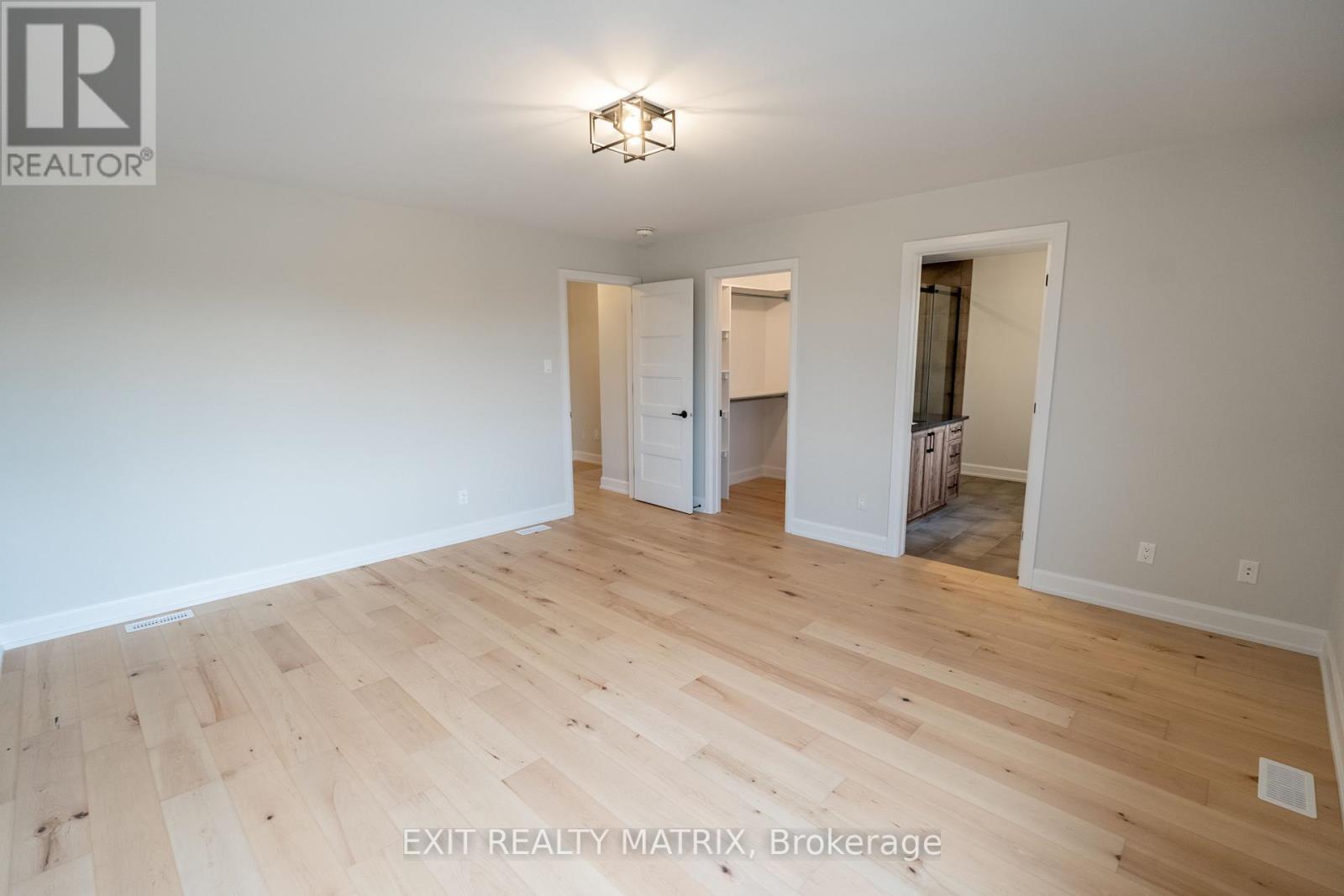 Photo 13 of 1413 Caroline Court, Cornwall ON