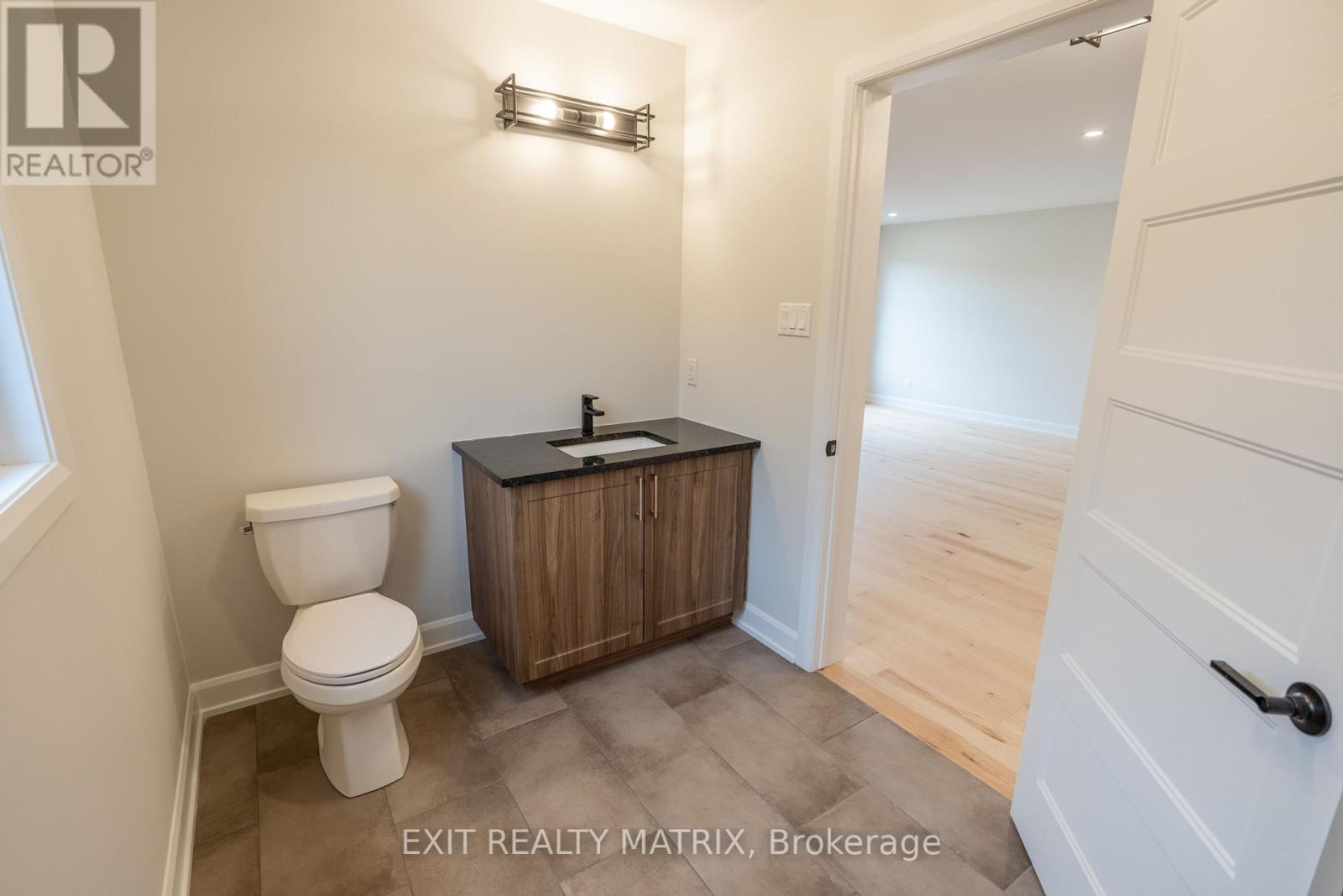 Photo 6 of 1413 Caroline Court, Cornwall ON