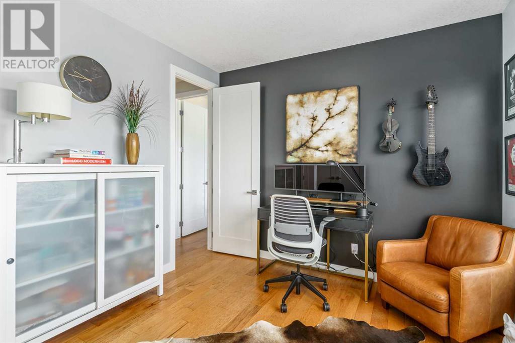 Single Family House for Sale in  Sarcee Road SW Rutland Park Calgary 