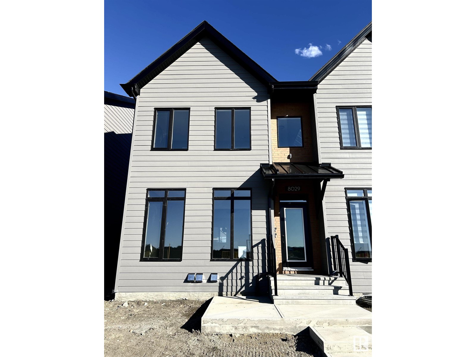 8029 CEDRIC MAH RD NW, Edmonton