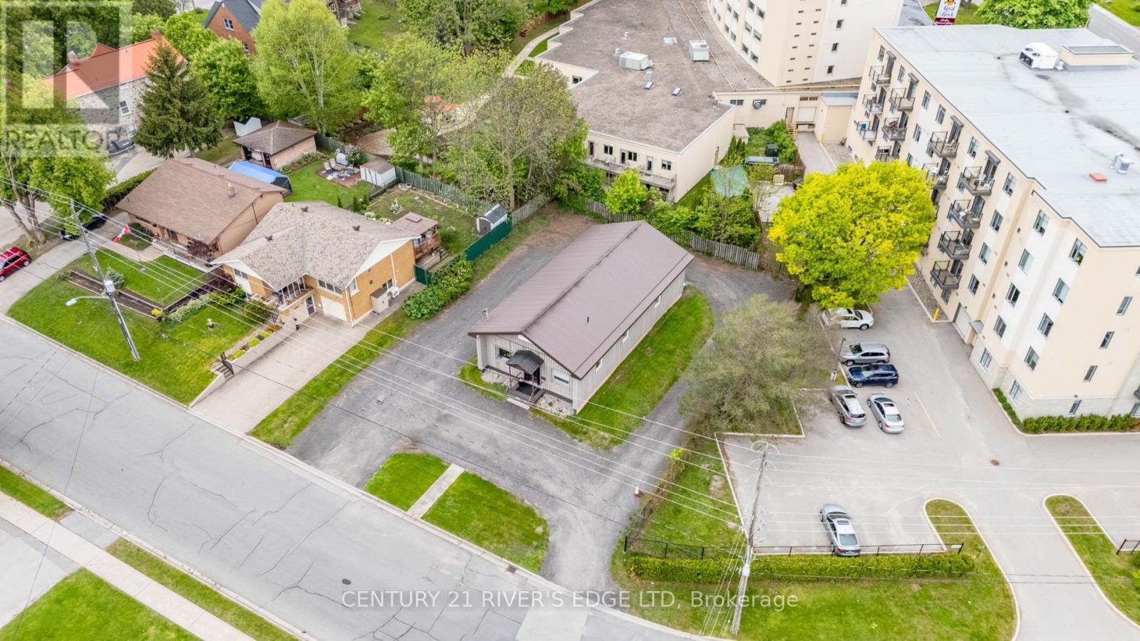 Photo 12 of 4 Schofield Avenue, Brockville ON