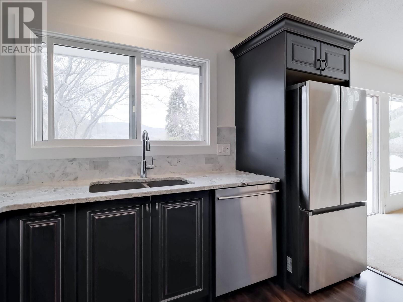 102 Derenzy Place, Penticton