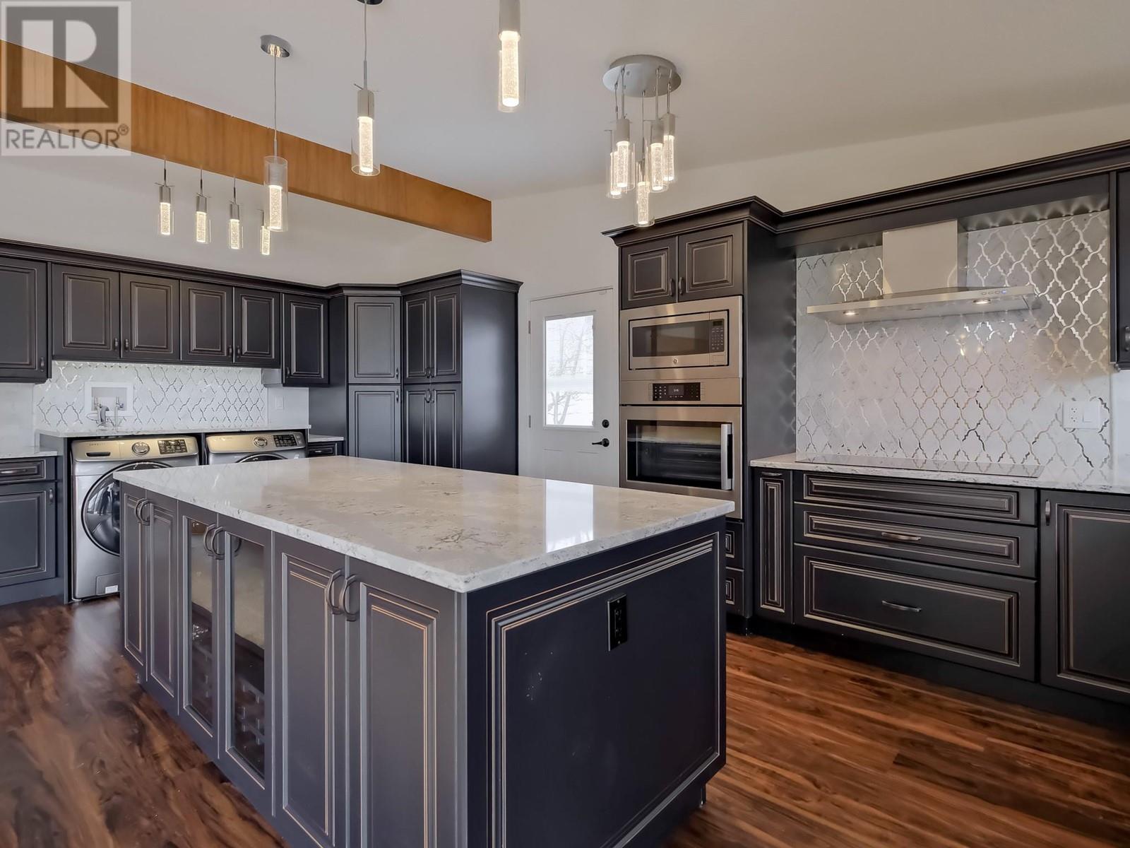 102 Derenzy Place, Penticton