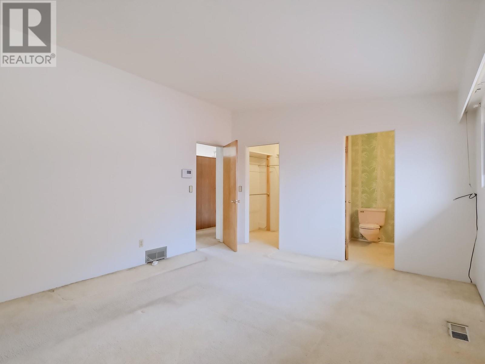 102 Derenzy Place, Penticton