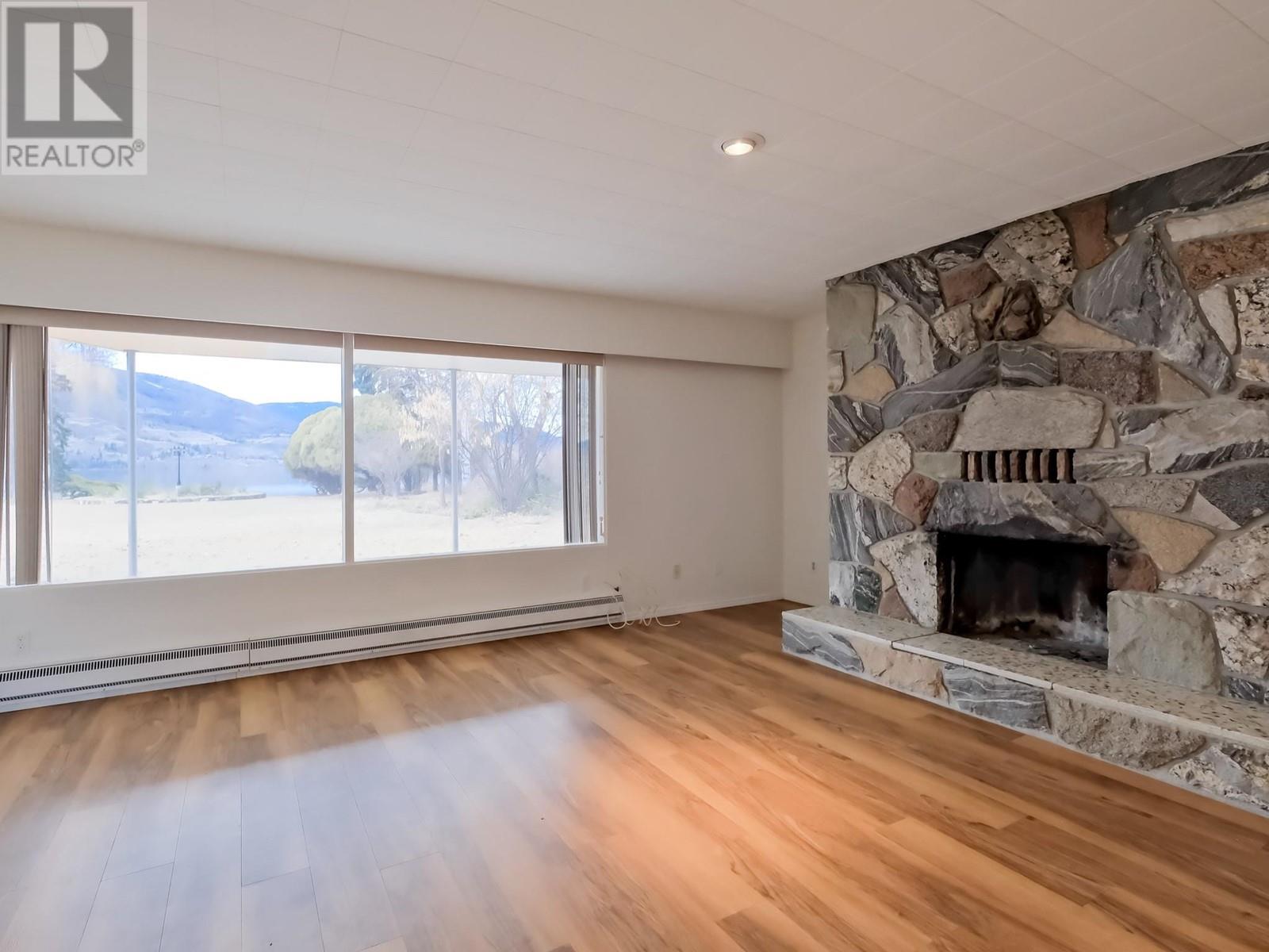 102 Derenzy Place, Penticton