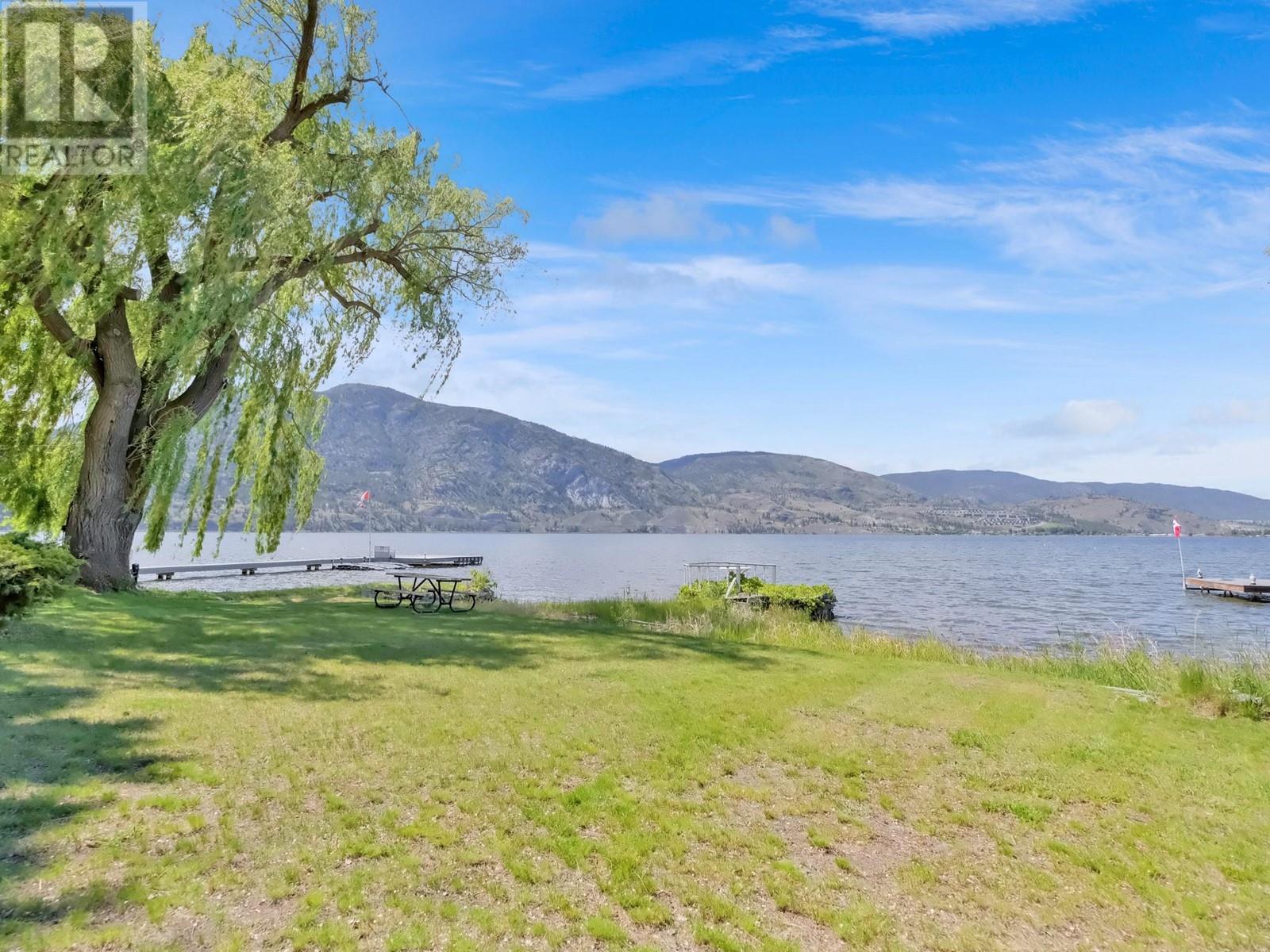 102 Derenzy Place, Penticton