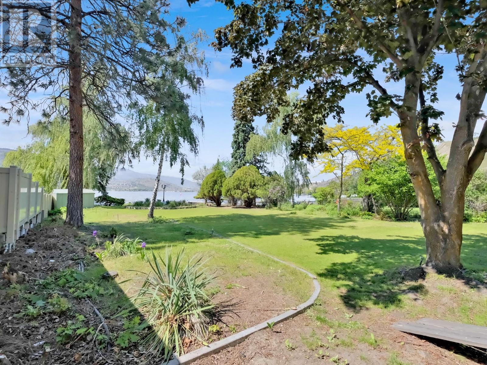 102 Derenzy Place, Penticton