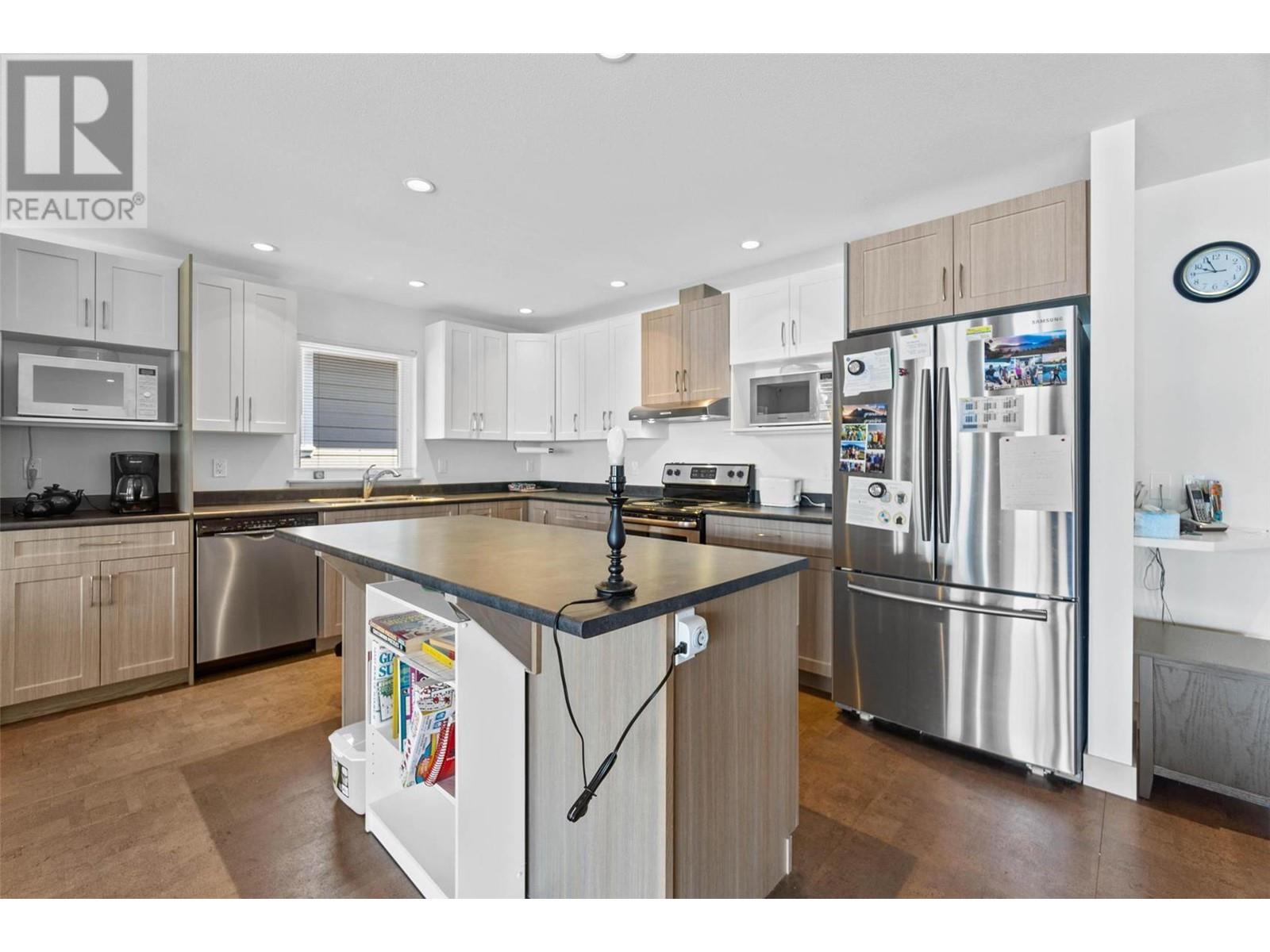 Photo 41 of 4751 75 Avenue Ne, Salmon Arm BC
