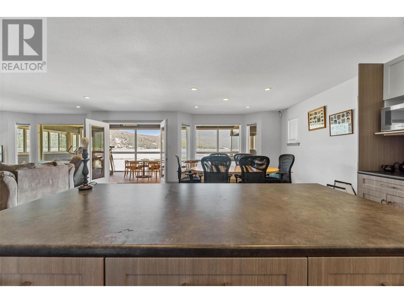 Photo 37 of 4751 75 Avenue Ne, Salmon Arm BC