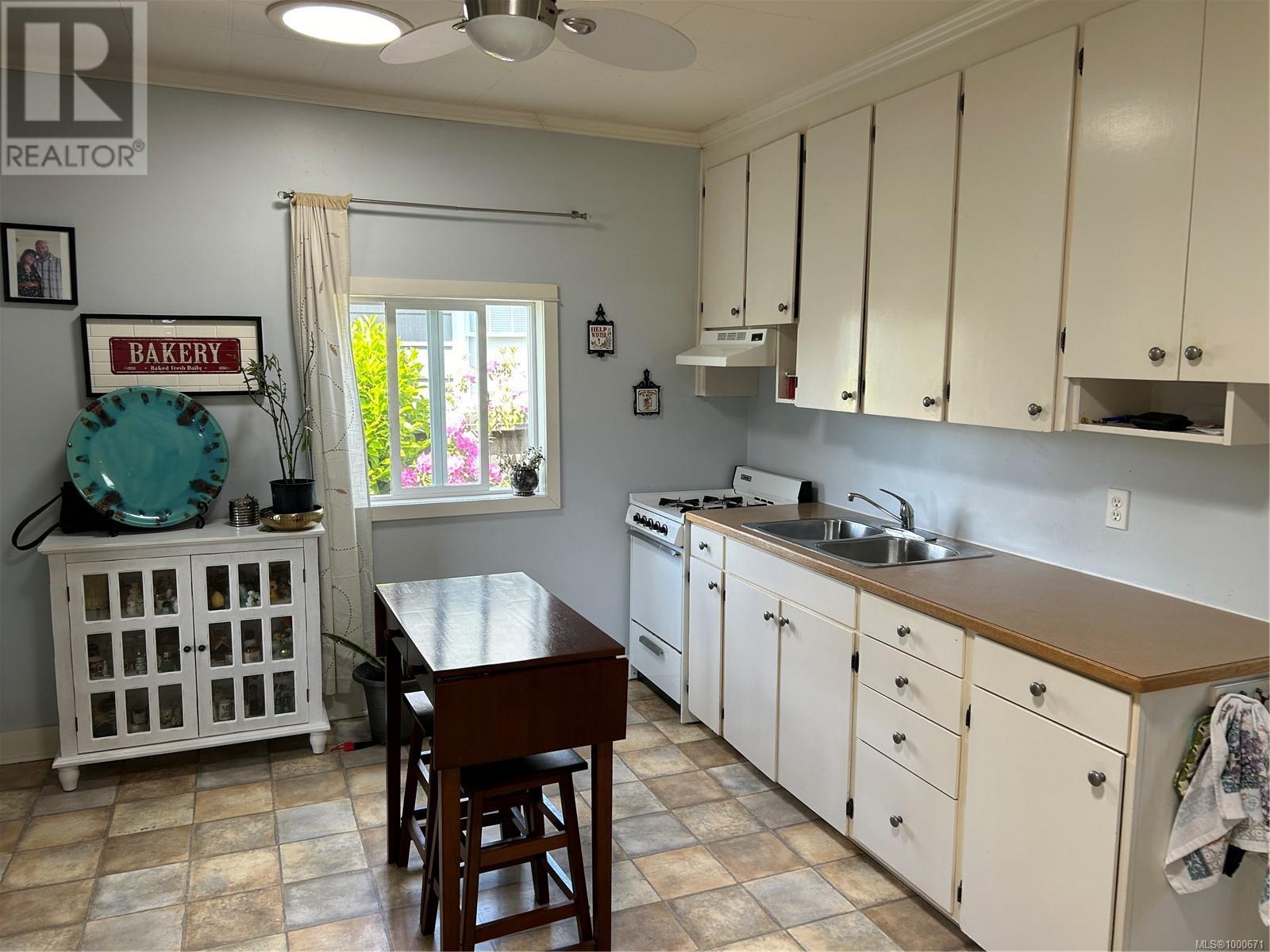 3661 7th Ave, Port Alberni