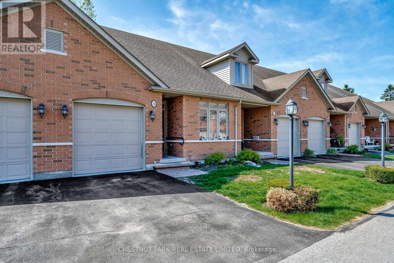 Photo 4 of 31 194 Haig Road, Belleville ON