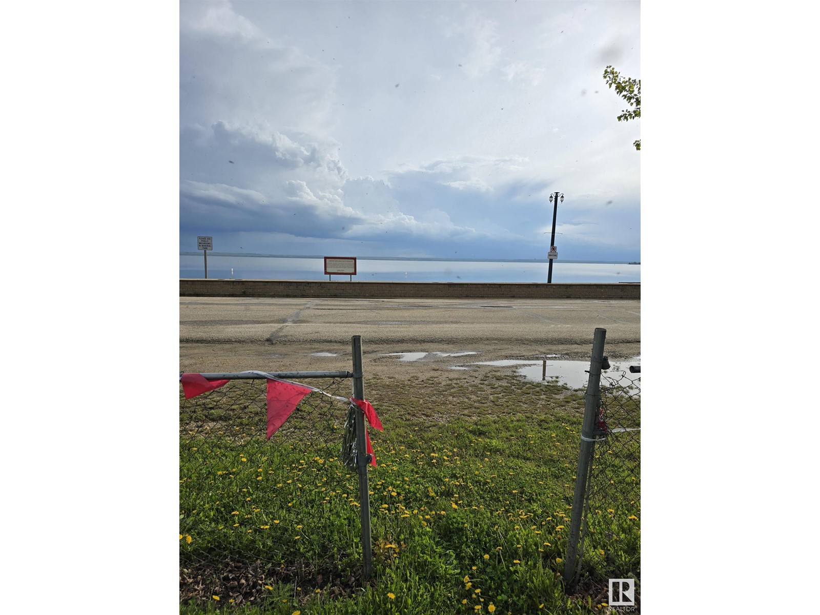 Photo 1 of 5618 Lake Dr, Rural Wetaskiwin County AB
