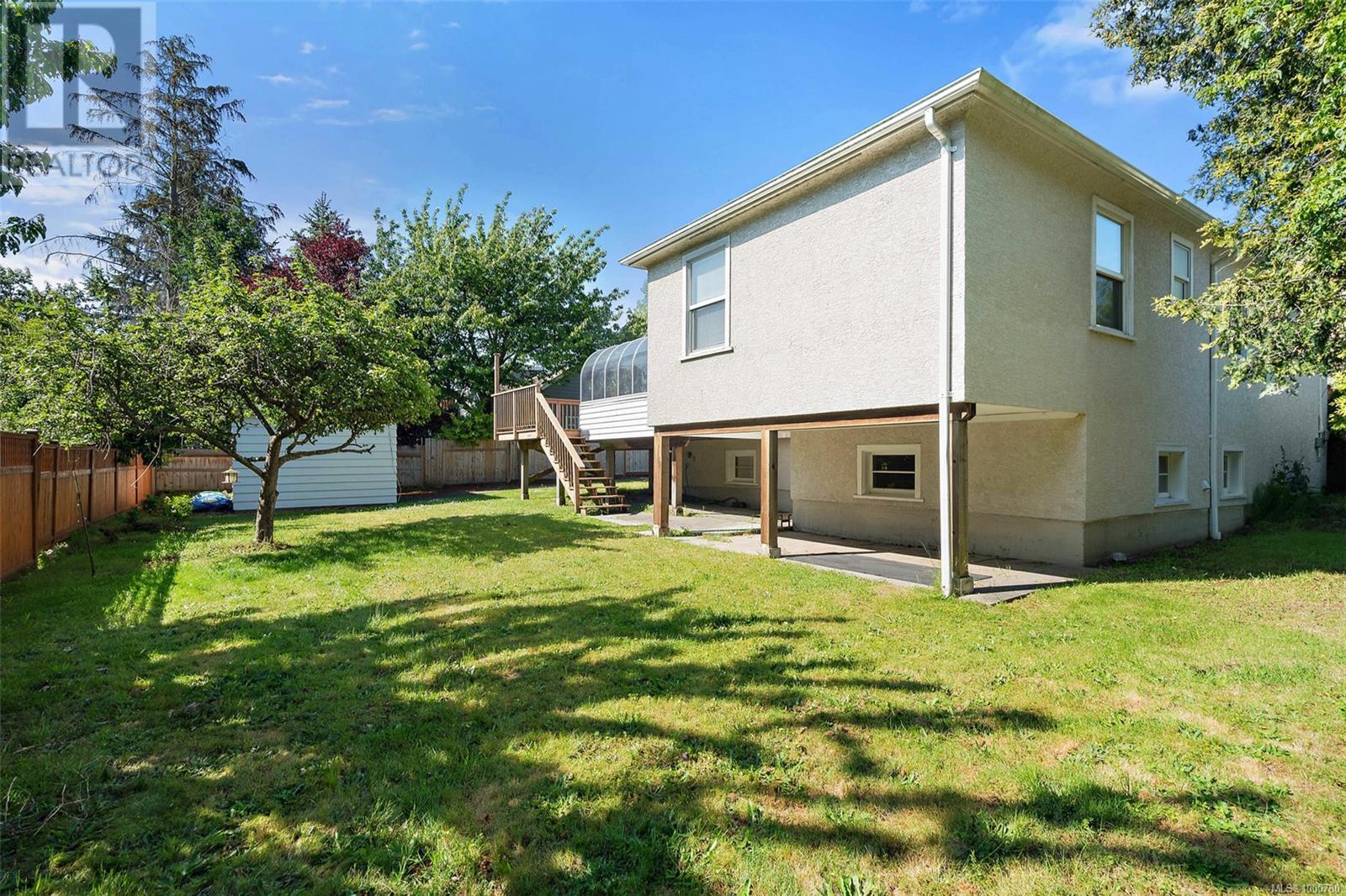 Single Family House for Sale in  Beverley Pl Victoria 
