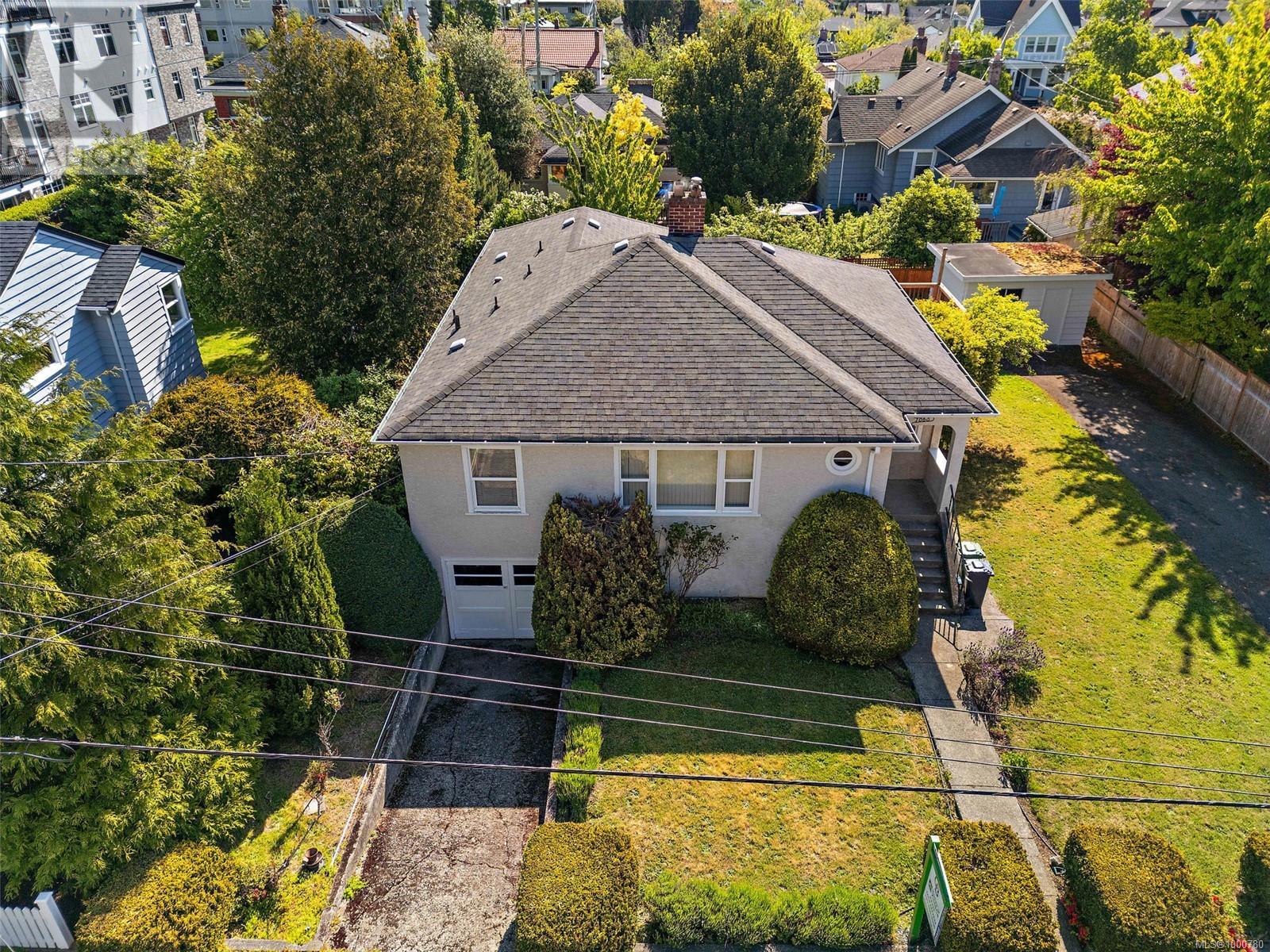 Single Family House for Sale in  Beverley Pl Victoria 