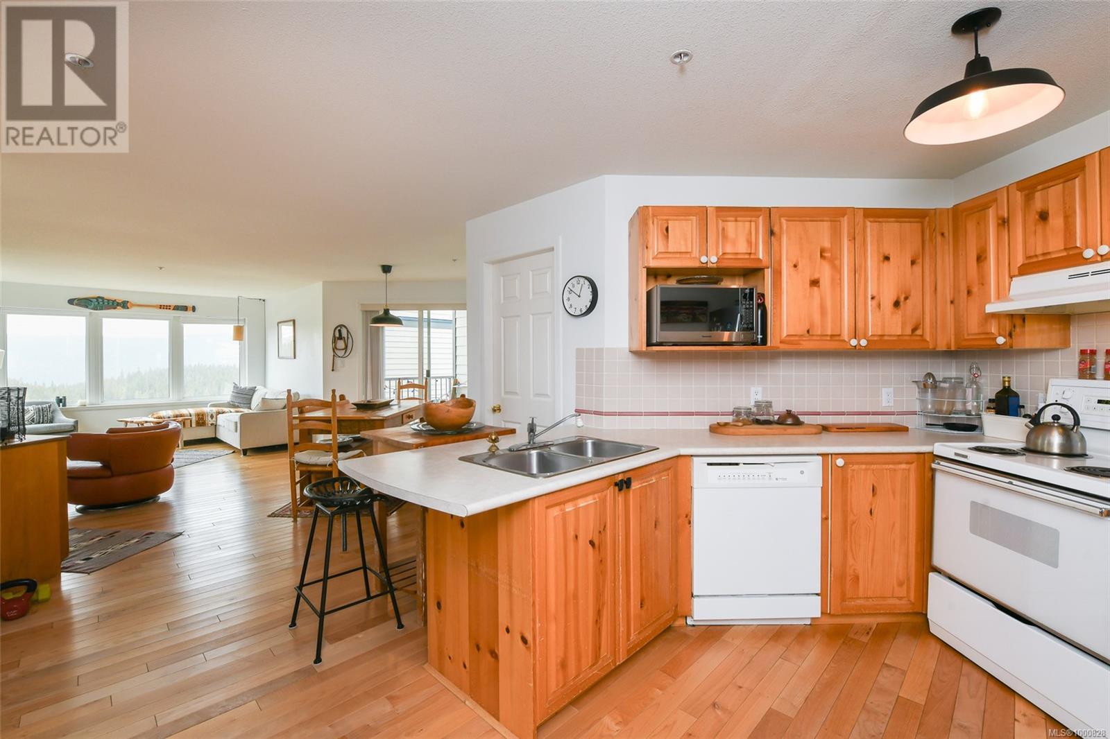 210 1320 Henry Rd, Courtenay