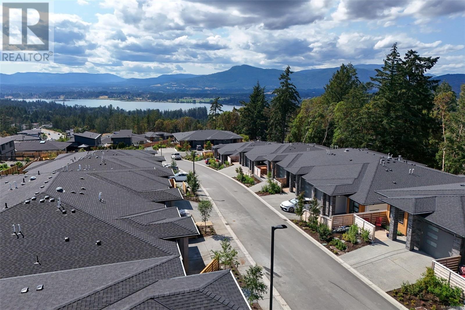 Photo 9 of 114 1234 Viewtop Rd, Duncan BC