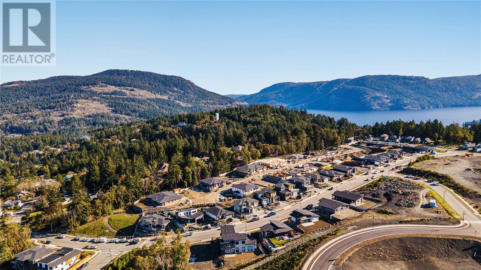Photo 12 of 110 1234 Viewtop Rd, Duncan BC