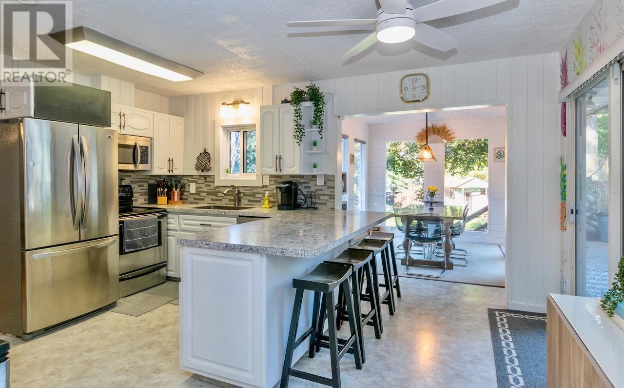  4179 Ashe Crescent, Scotch Creek