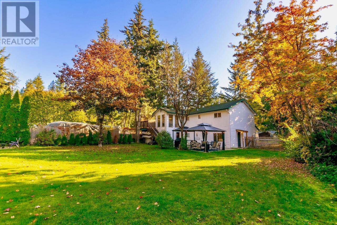  4179 Ashe Crescent, Scotch Creek