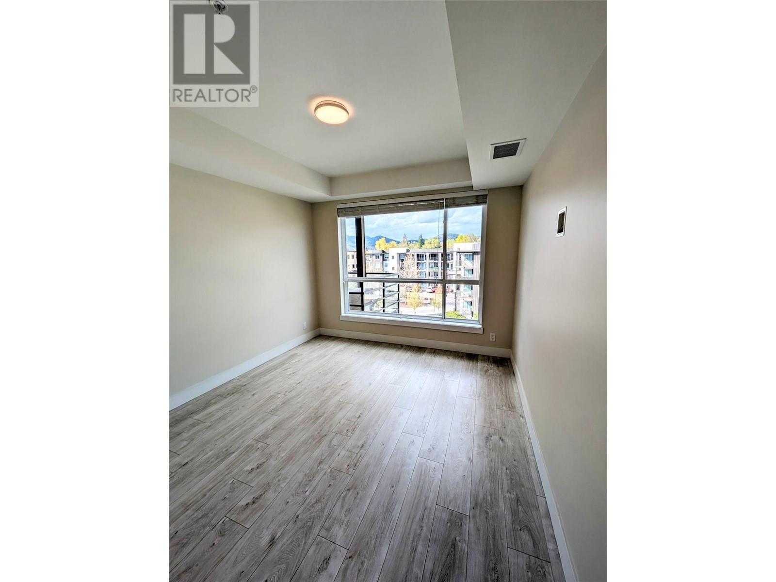 403 1925 Enterprise Way, Kelowna