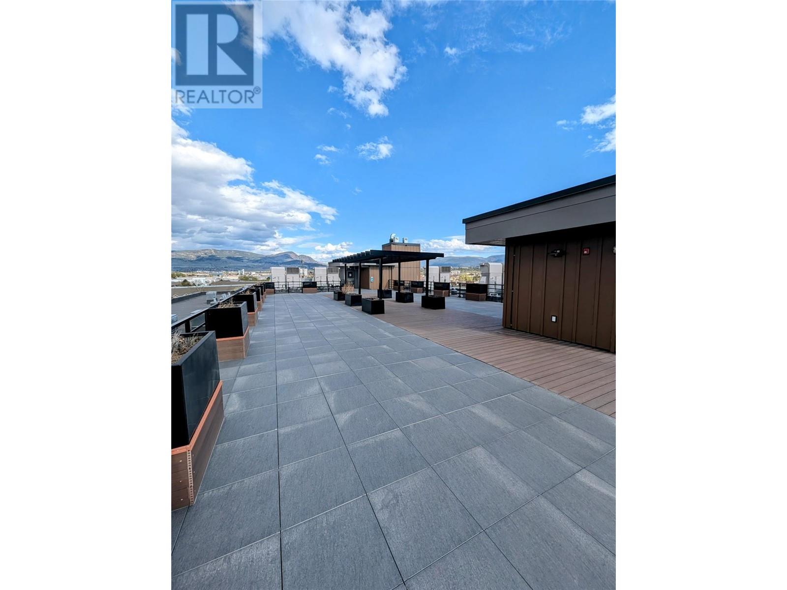 403 1925 Enterprise Way, Kelowna