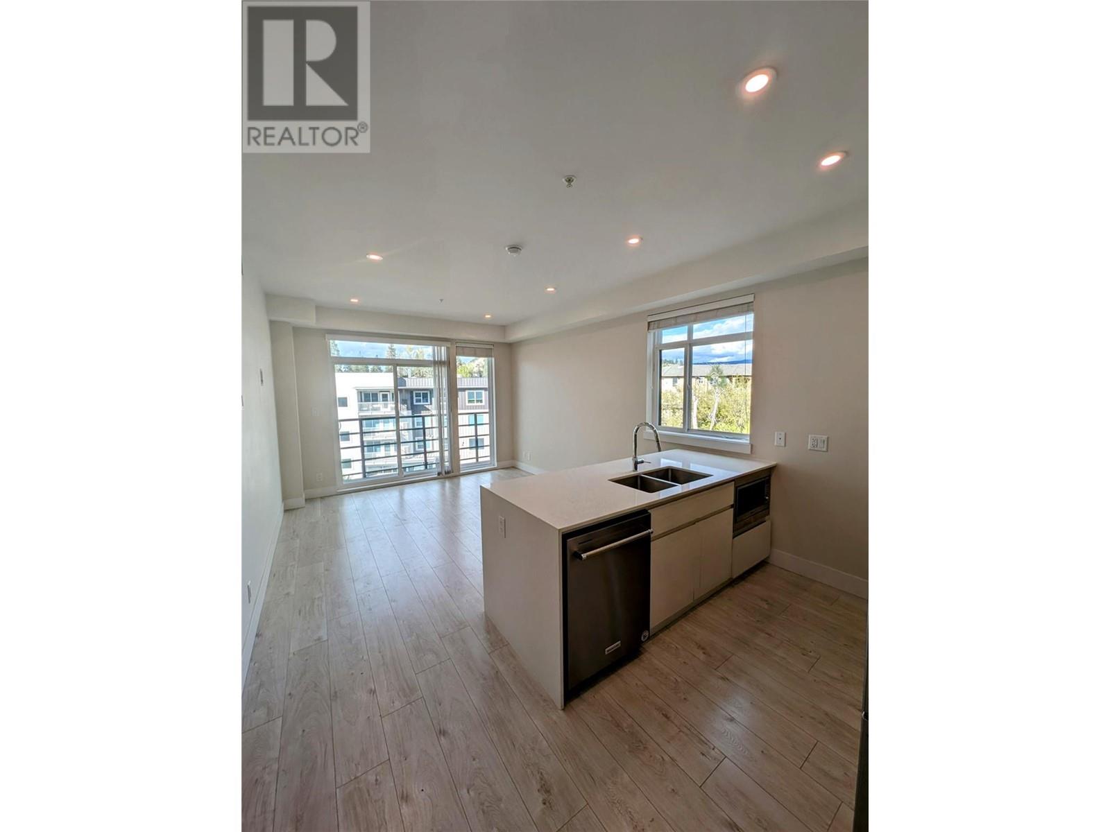 403 1925 Enterprise Way, Kelowna
