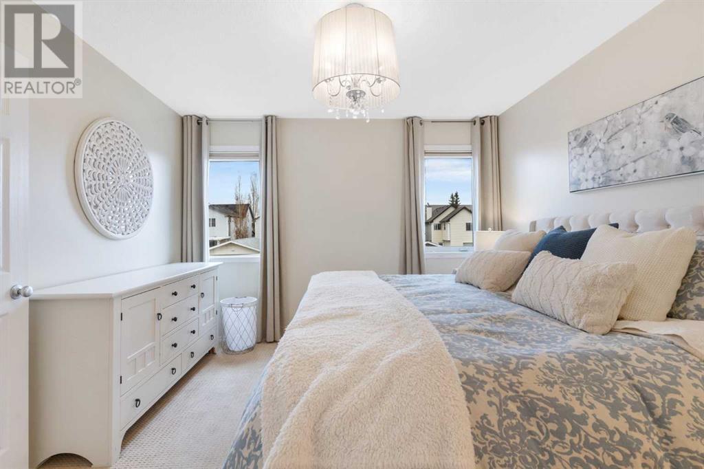 Single Family House for Sale in  Tuscany Springs Way NW Tuscany Calgary 