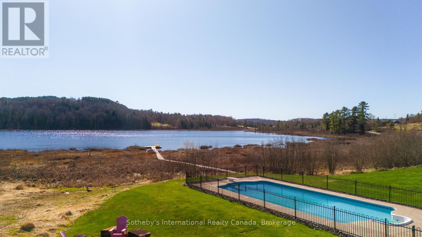 Photo 10 of 427 West Browns Road, Huntsville ON