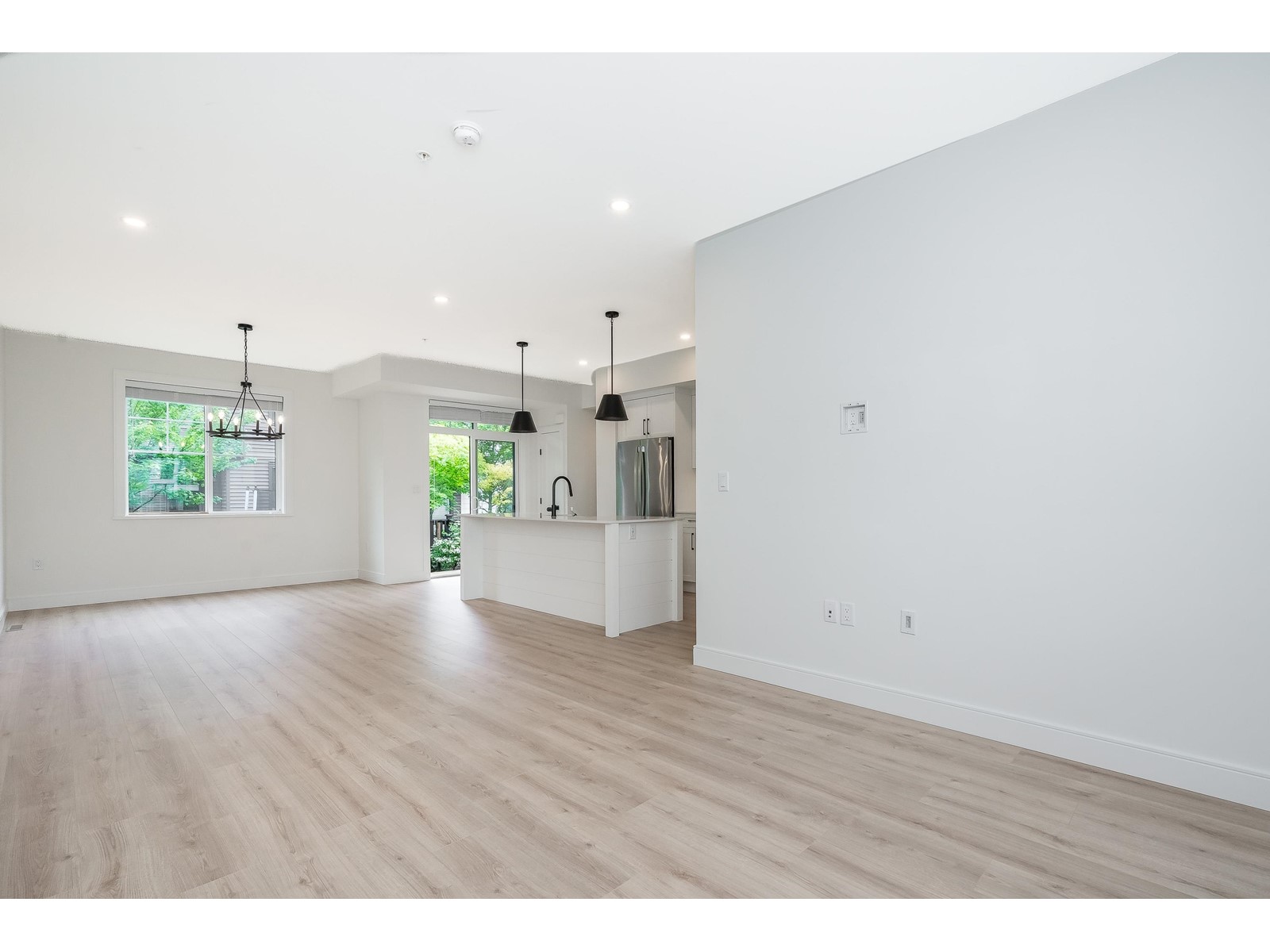Photo 16 of 68 7967 197 Street, Langley BC