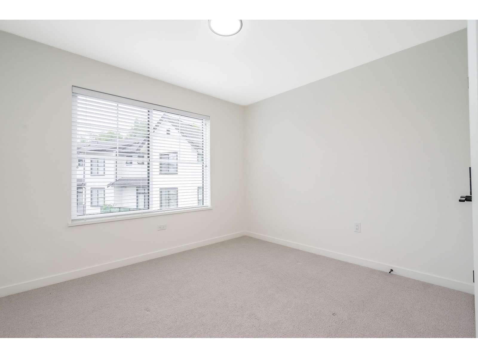 Photo 26 of 68 7967 197 Street, Langley BC