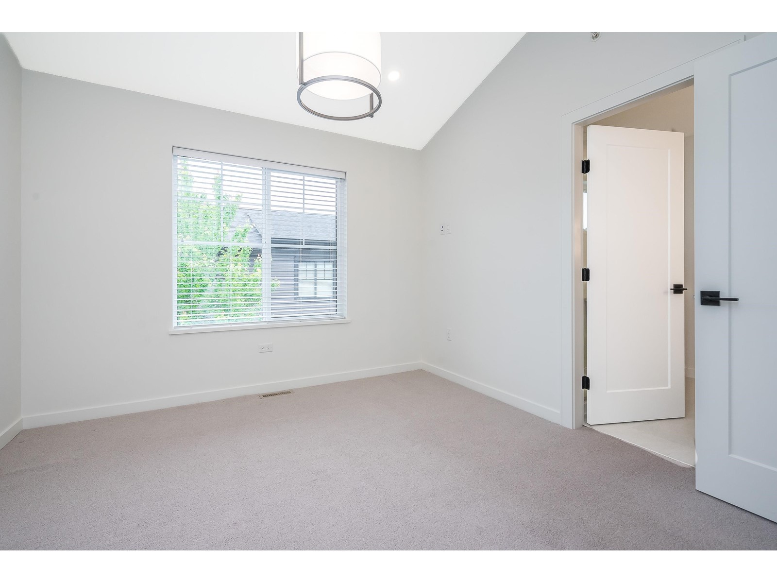 Photo 30 of 68 7967 197 Street, Langley BC