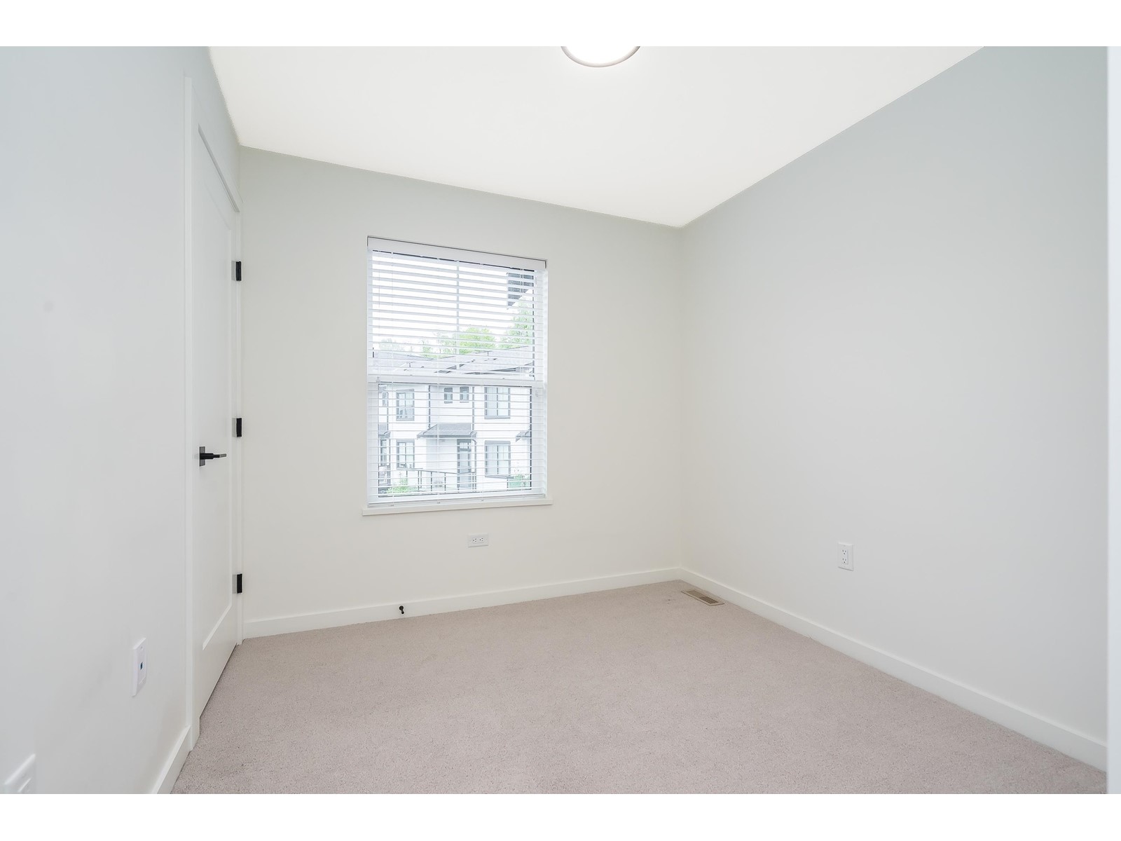 Photo 25 of 68 7967 197 Street, Langley BC