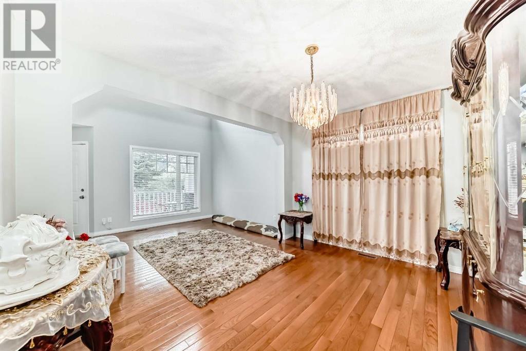 Single Family House for Sale in  Panamount Drive NW Panorama Hills Calgary 