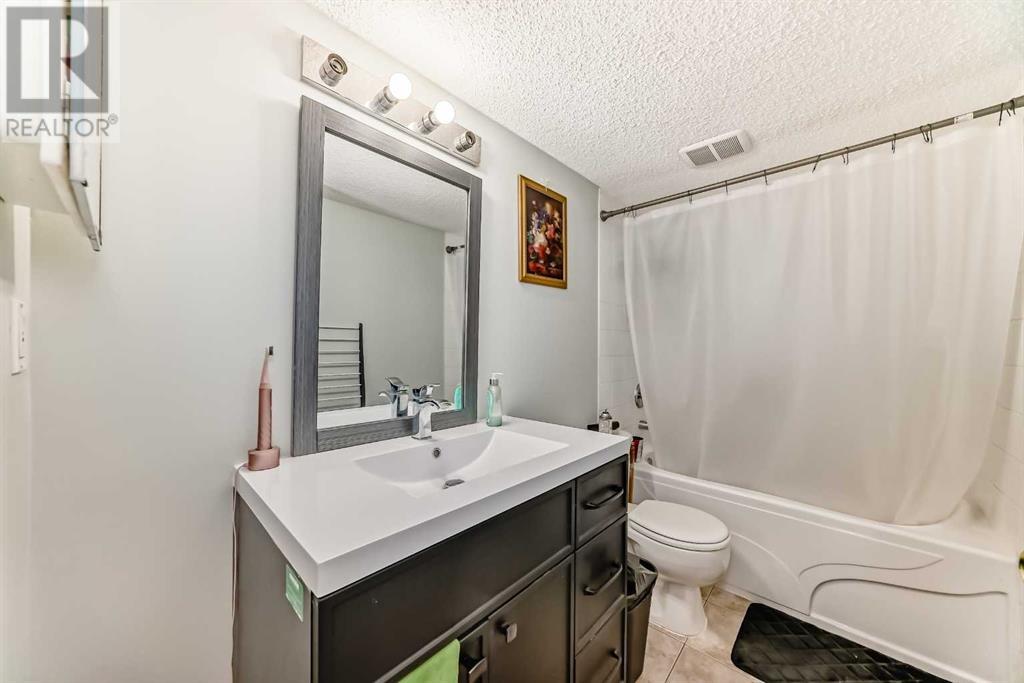 Single Family House for Sale in  Panamount Drive NW Panorama Hills Calgary 