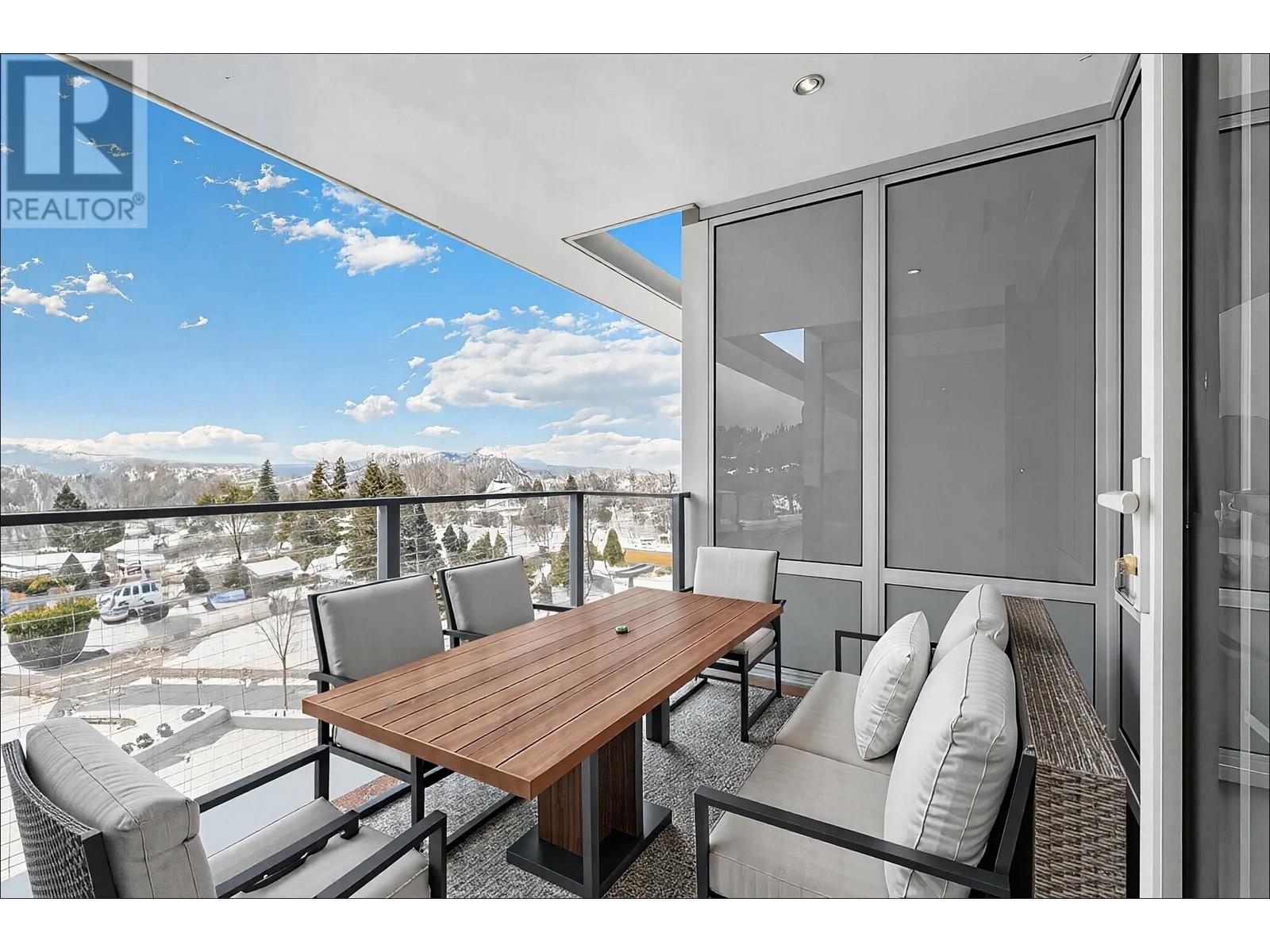 904 1500 FERN STREET, North Vancouver real estate listing R3006383