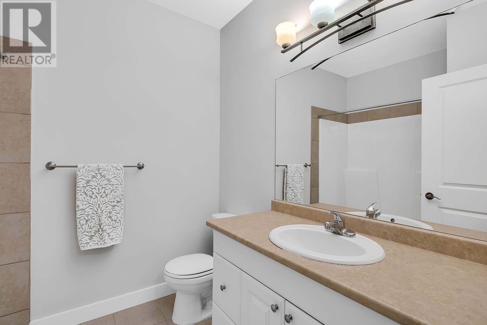  2386 Mesa Vista Court, Westbank