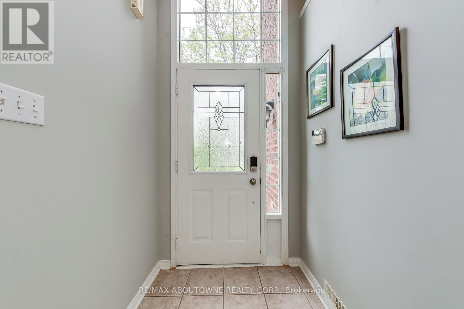 Photo 49 of 58 5090 Fairview Street, Burlington ON