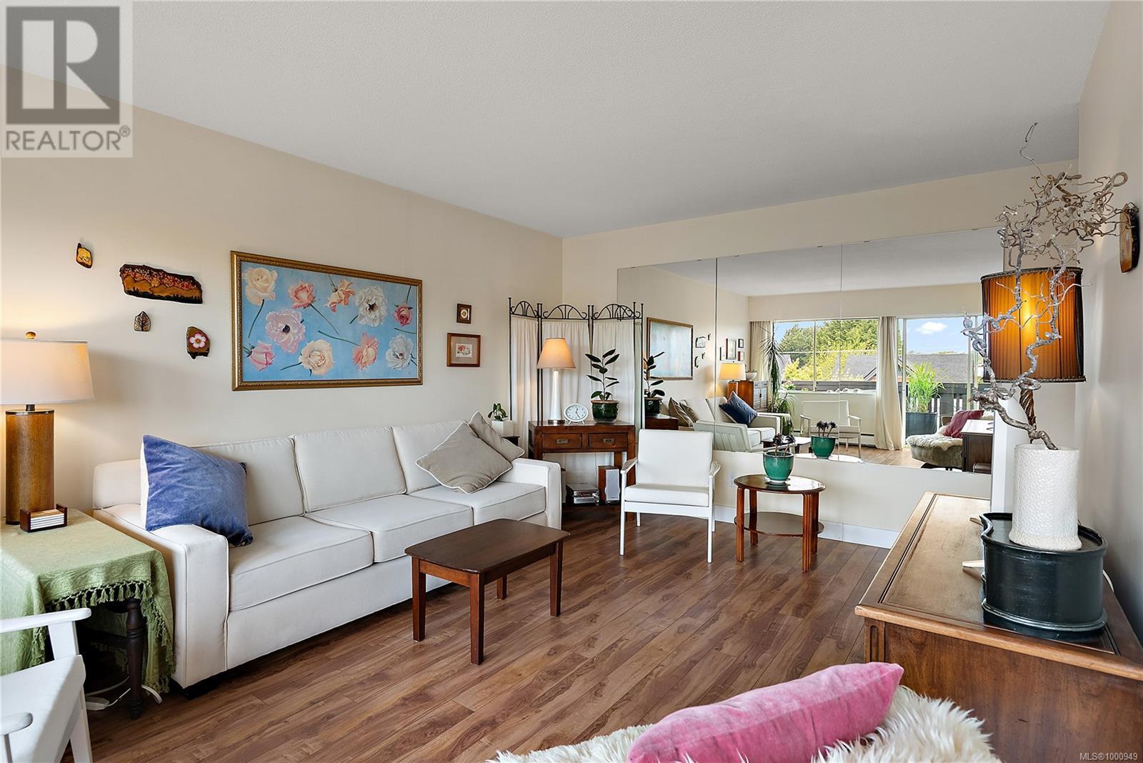 Photo 15 of 324 964 Heywood Ave, Victoria BC