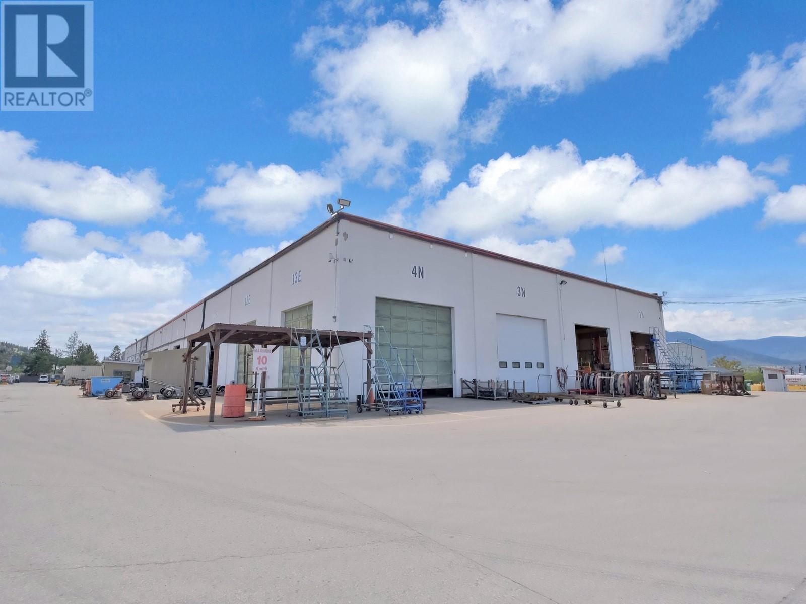  575 PAGE Avenue, Penticton