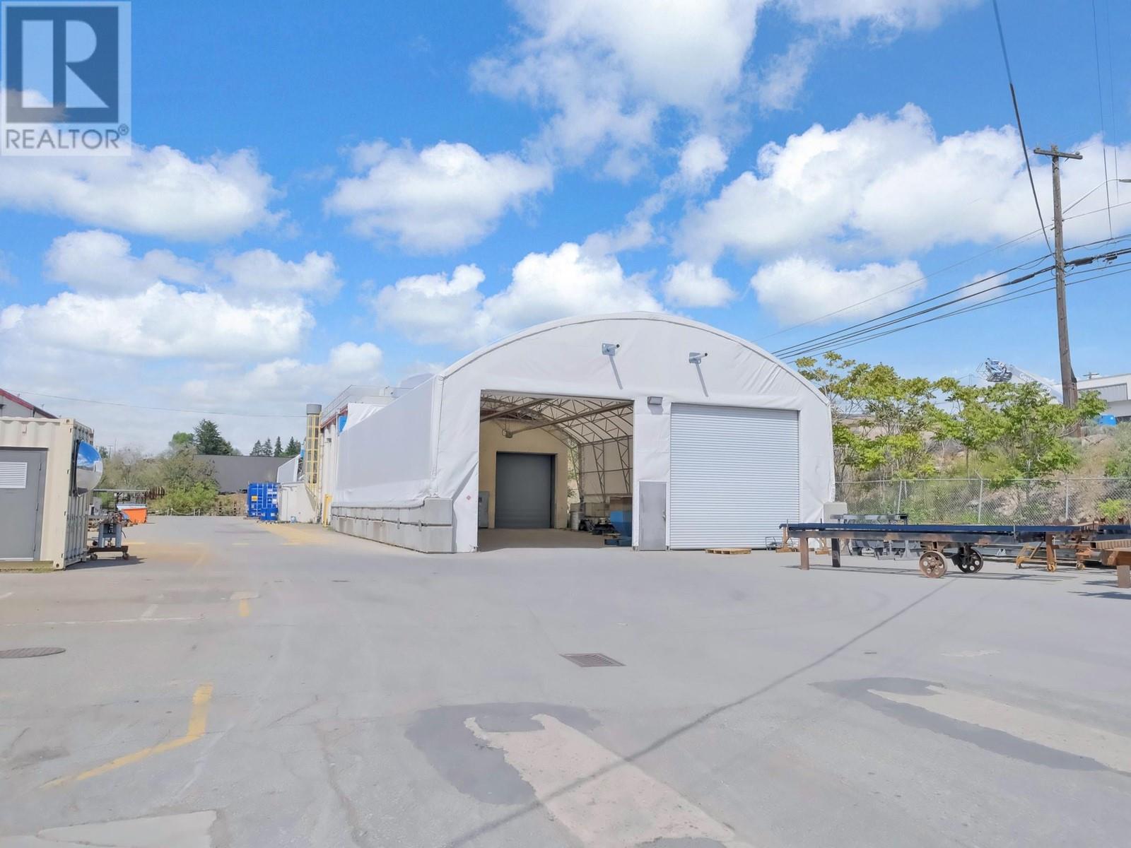  575 PAGE Avenue, Penticton