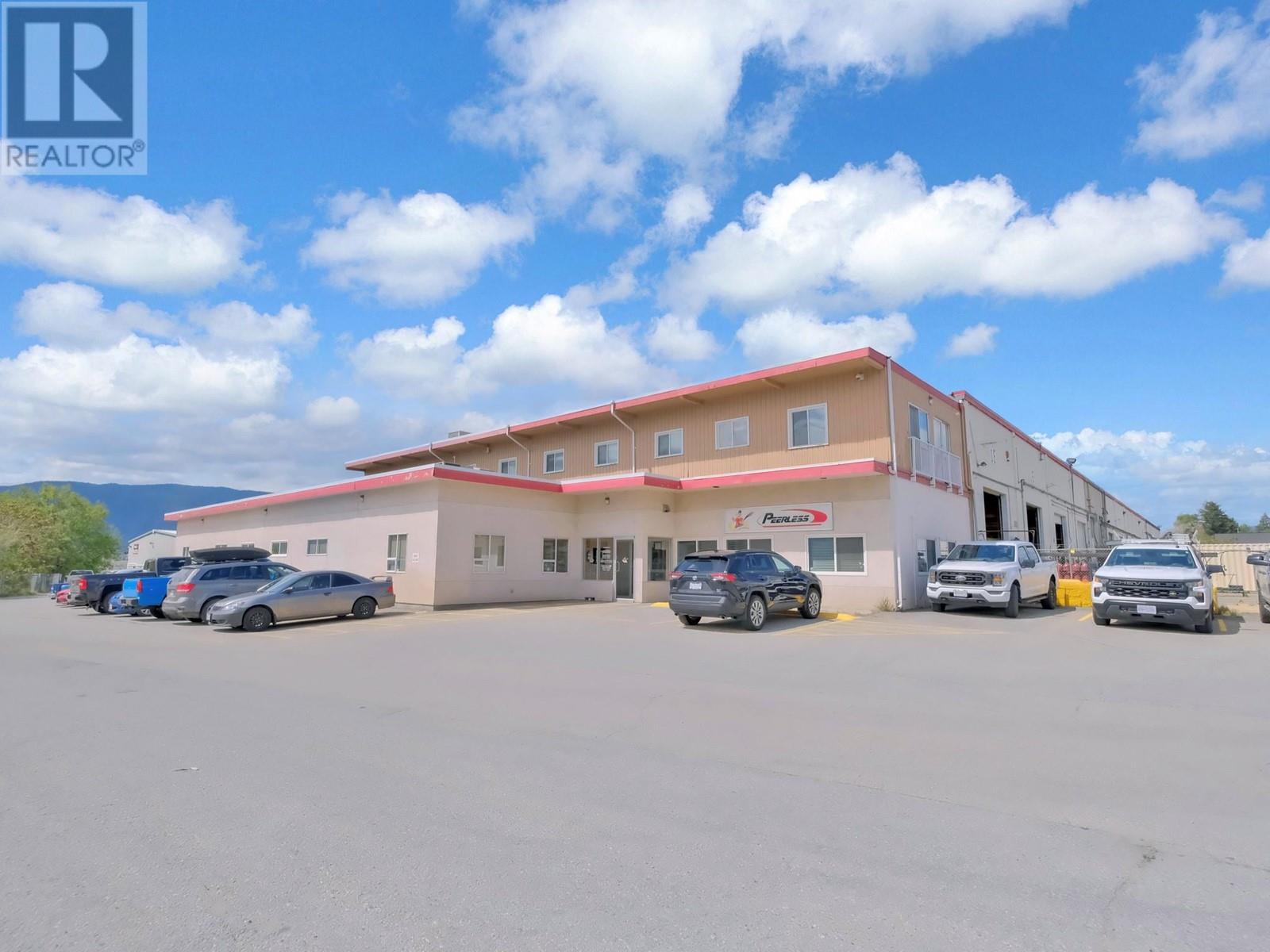  575 PAGE Avenue, Penticton