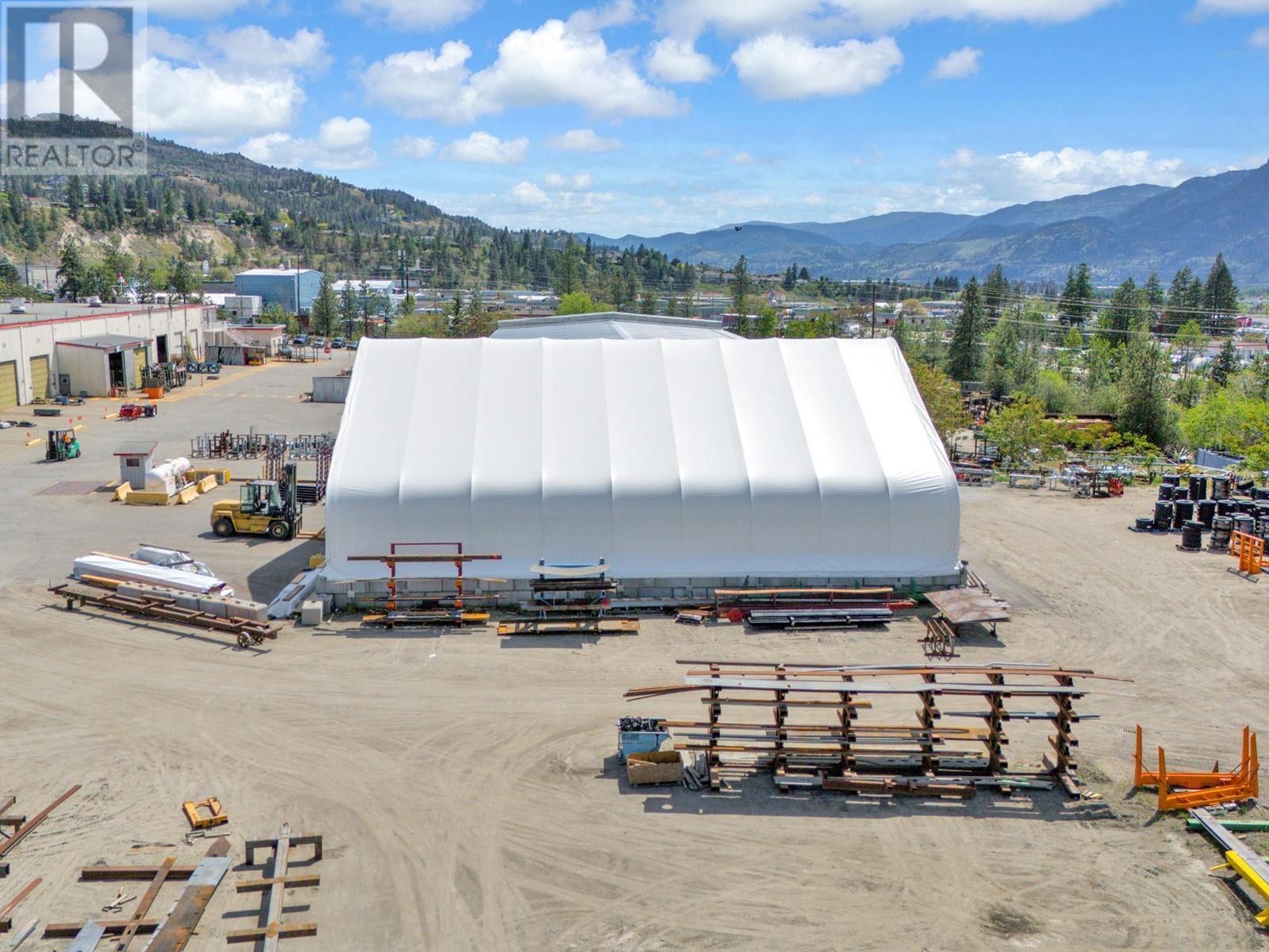  575 PAGE Avenue, Penticton