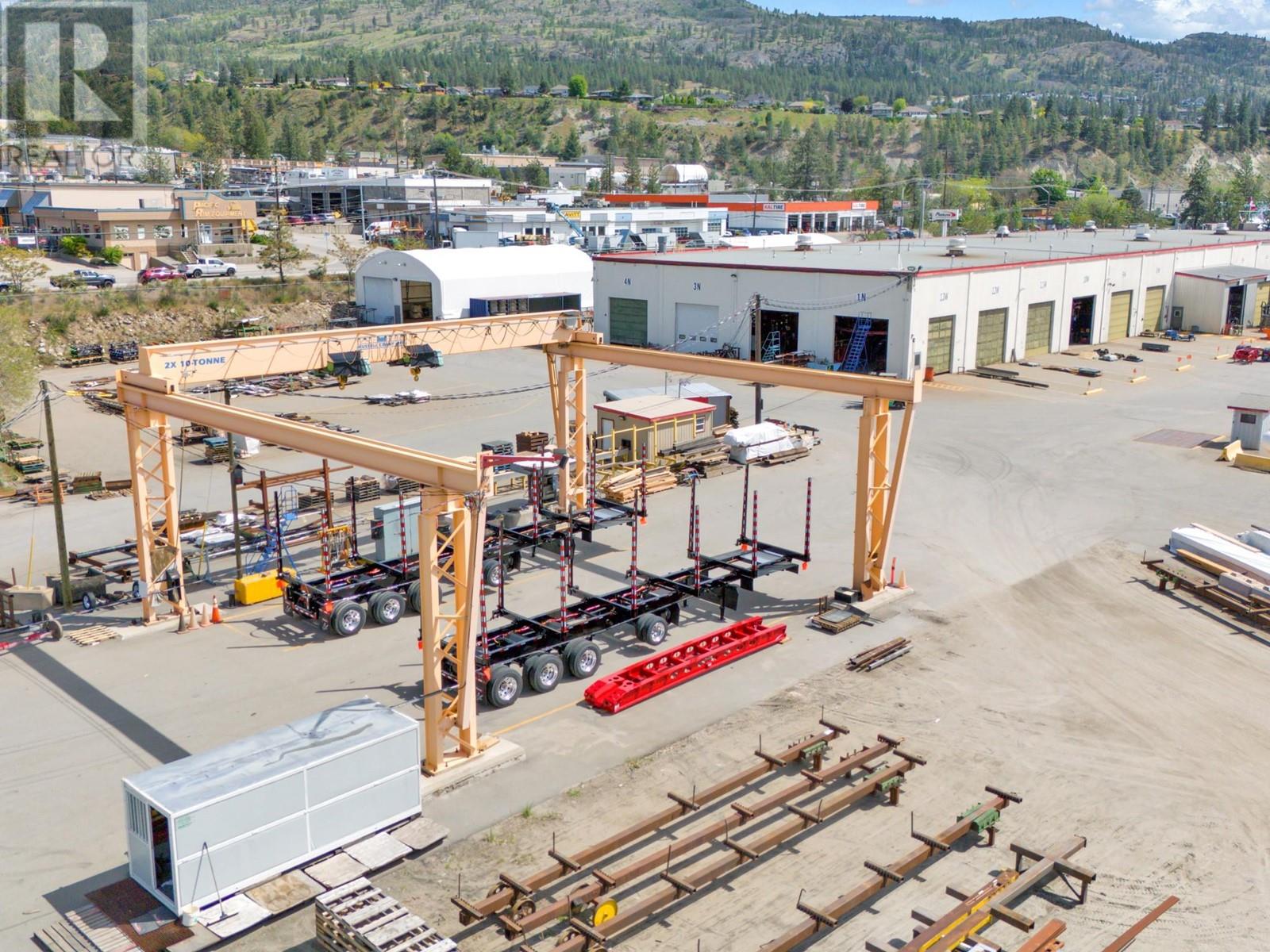 575 PAGE Avenue, Penticton