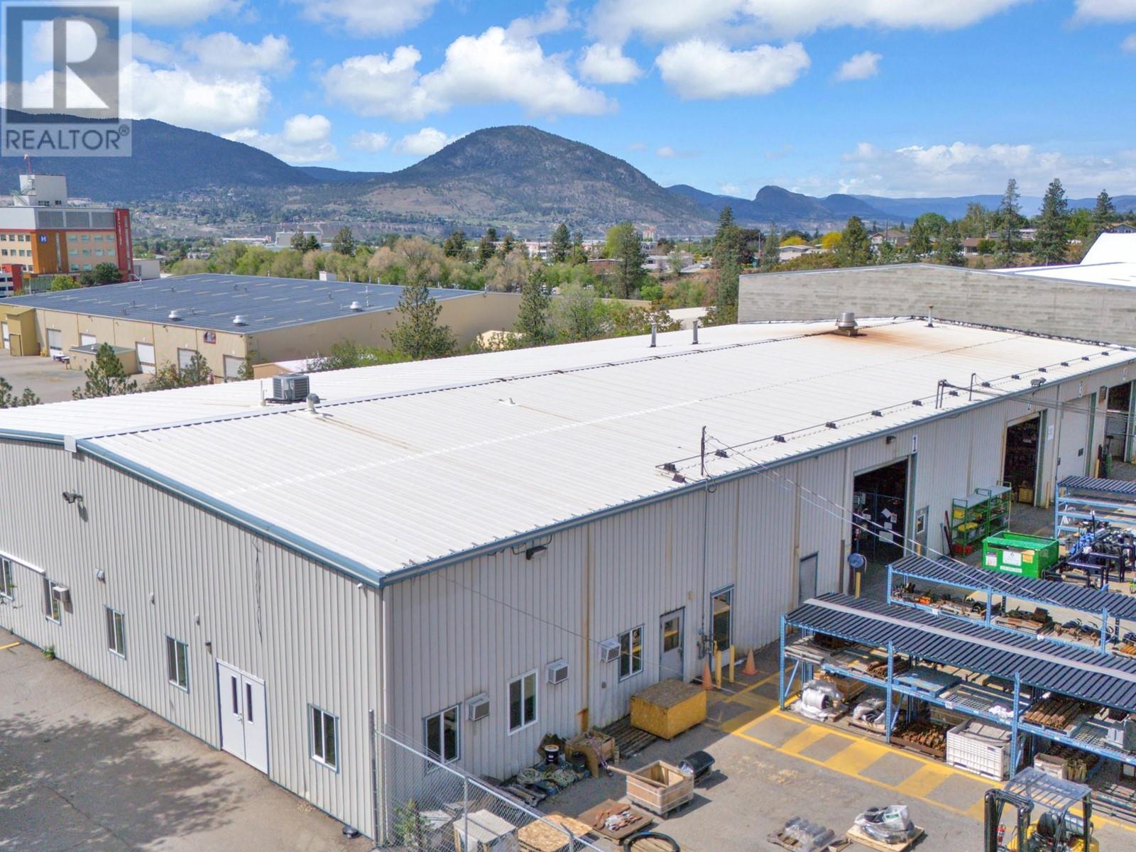  575 PAGE Avenue, Penticton