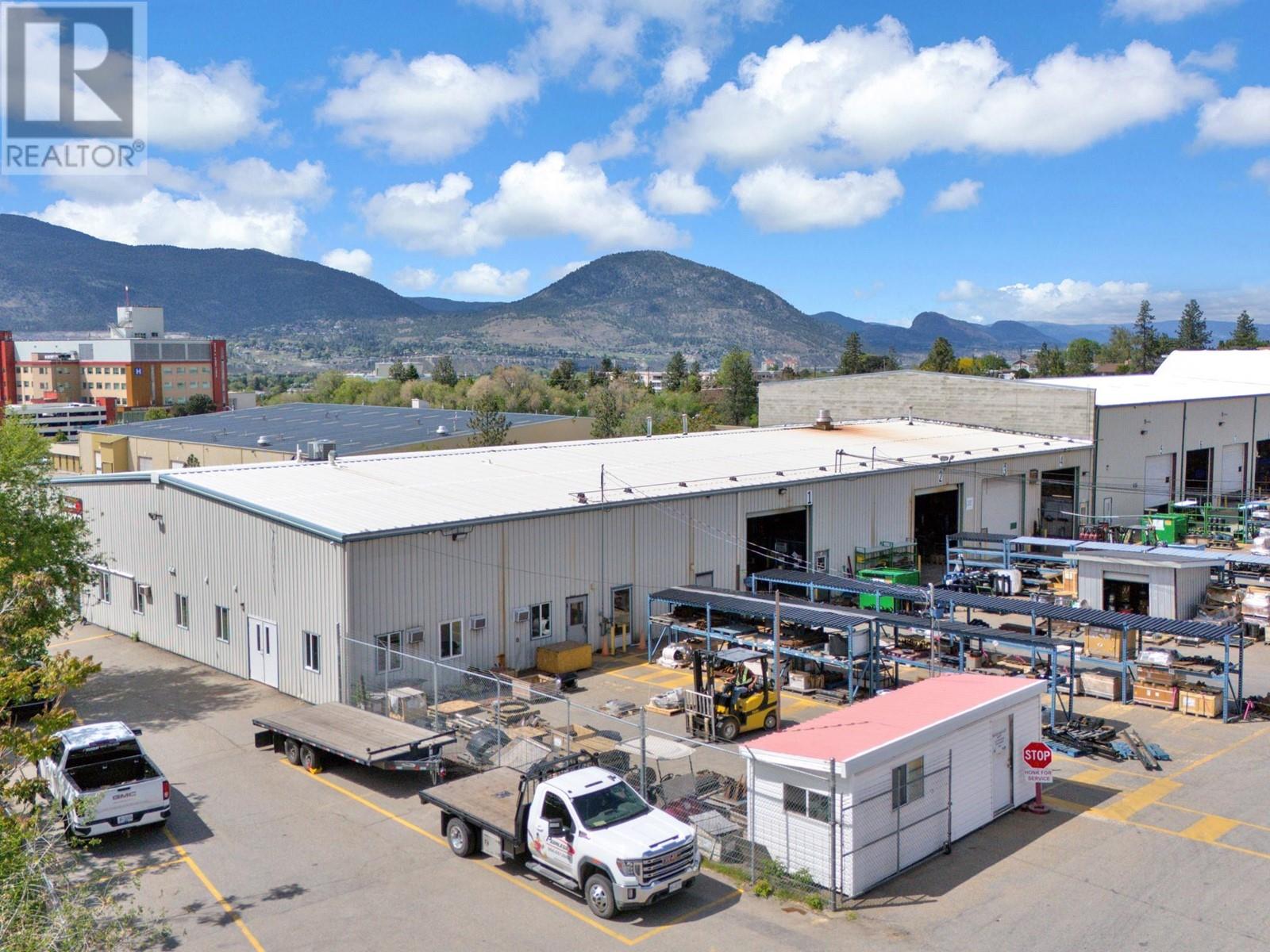  575 PAGE Avenue, Penticton