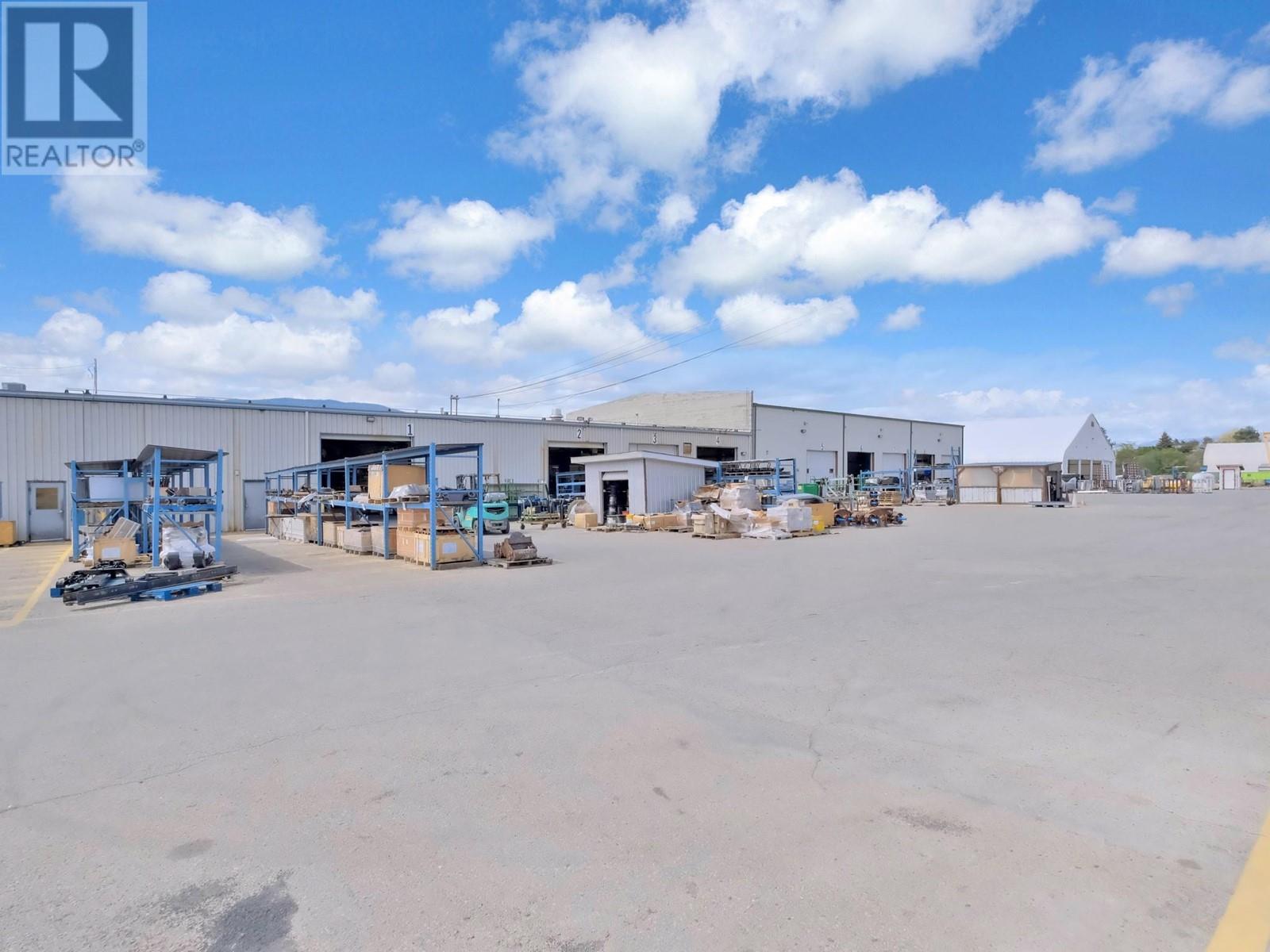  575 PAGE Avenue, Penticton